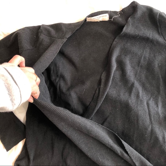 ✨UO Project Social T Drew Surplice Thermal - Picture 4 of 8